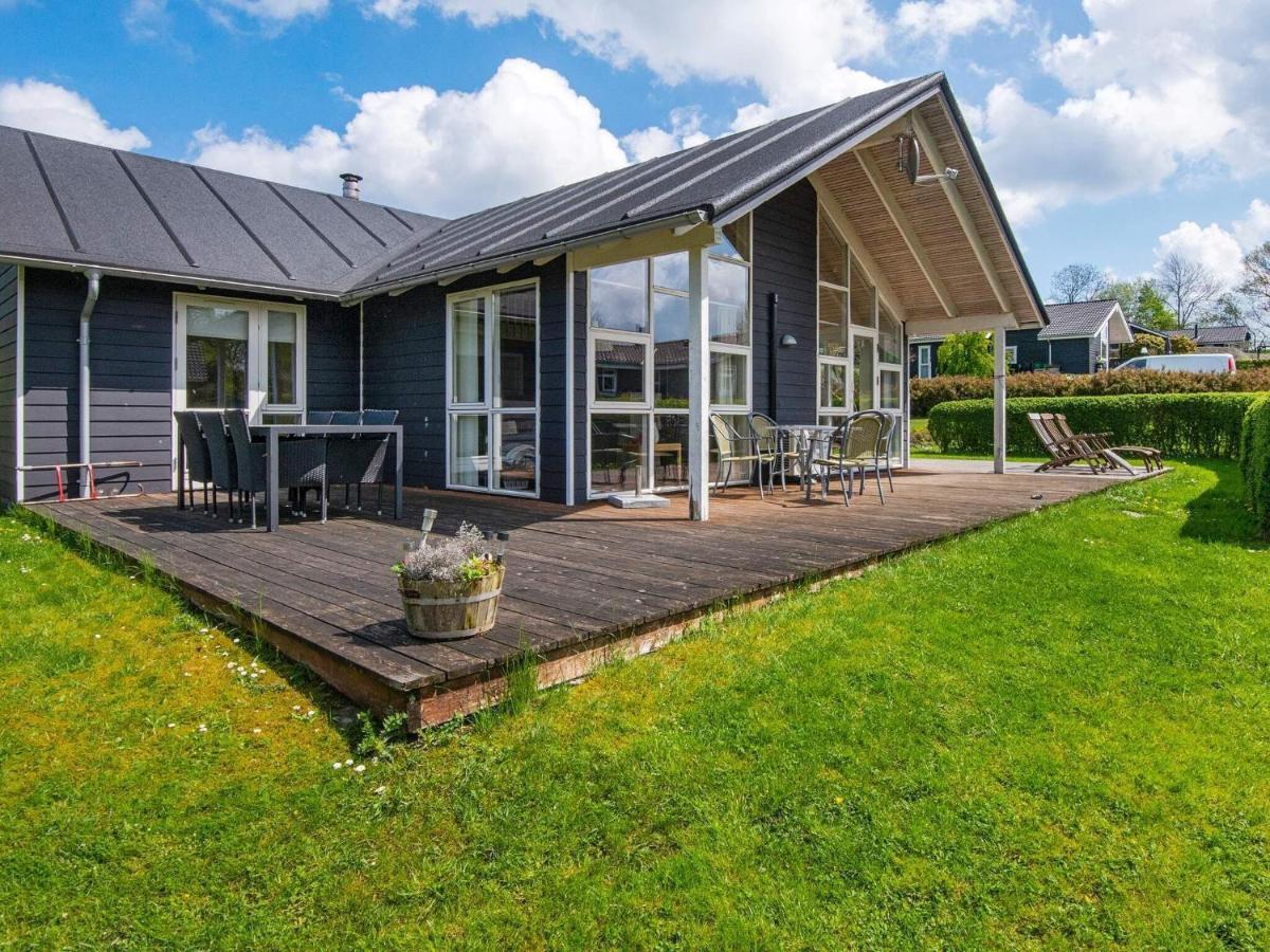 12 Person Holiday Home In Aabenraa Loddenhoj Экстерьер фото