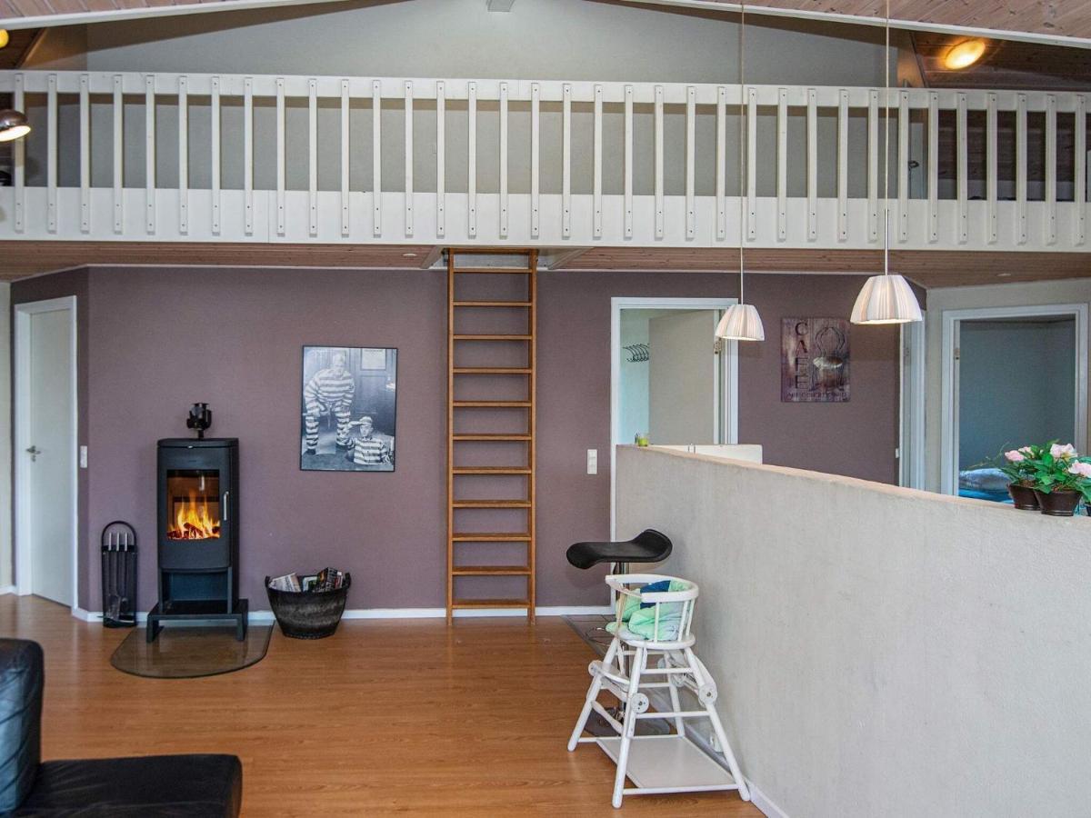 12 Person Holiday Home In Aabenraa Loddenhoj Экстерьер фото