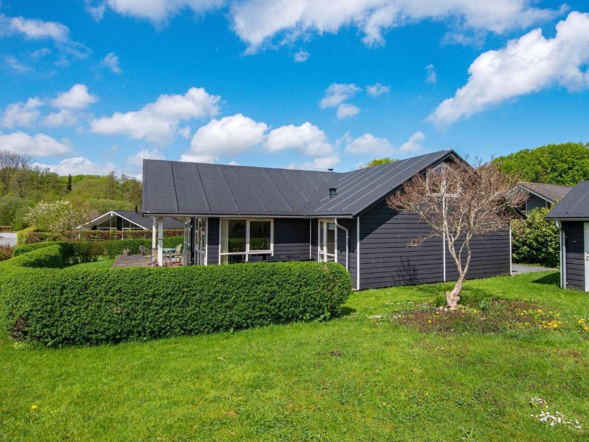 12 Person Holiday Home In Aabenraa Loddenhoj Экстерьер фото